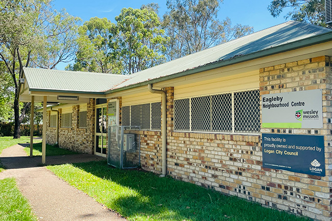 Entrance of Eagleby Neighbourhood Centre